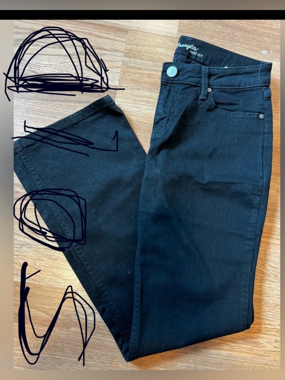 SOLD.    Wrangler Classic Black men’s Jeans